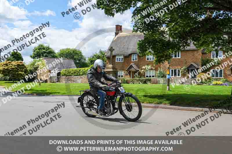 Vintage motorcycle club;eventdigitalimages;no limits trackdays;peter wileman photography;vintage motocycles;vmcc banbury run photographs